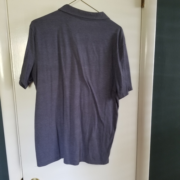 Mossimo button up shirt - Picture 3 of 3